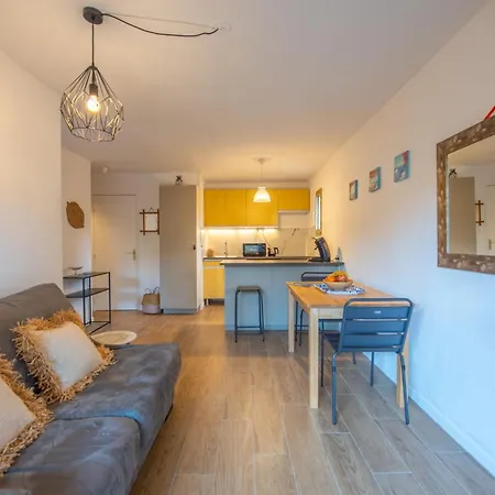 Apartamento La Croix Du Sud-23 By Interhome